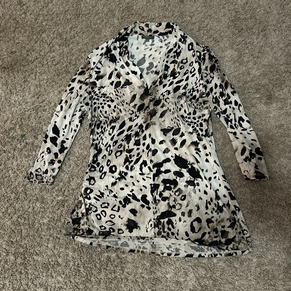 Vince Camuto Black and Gray Patterned Top